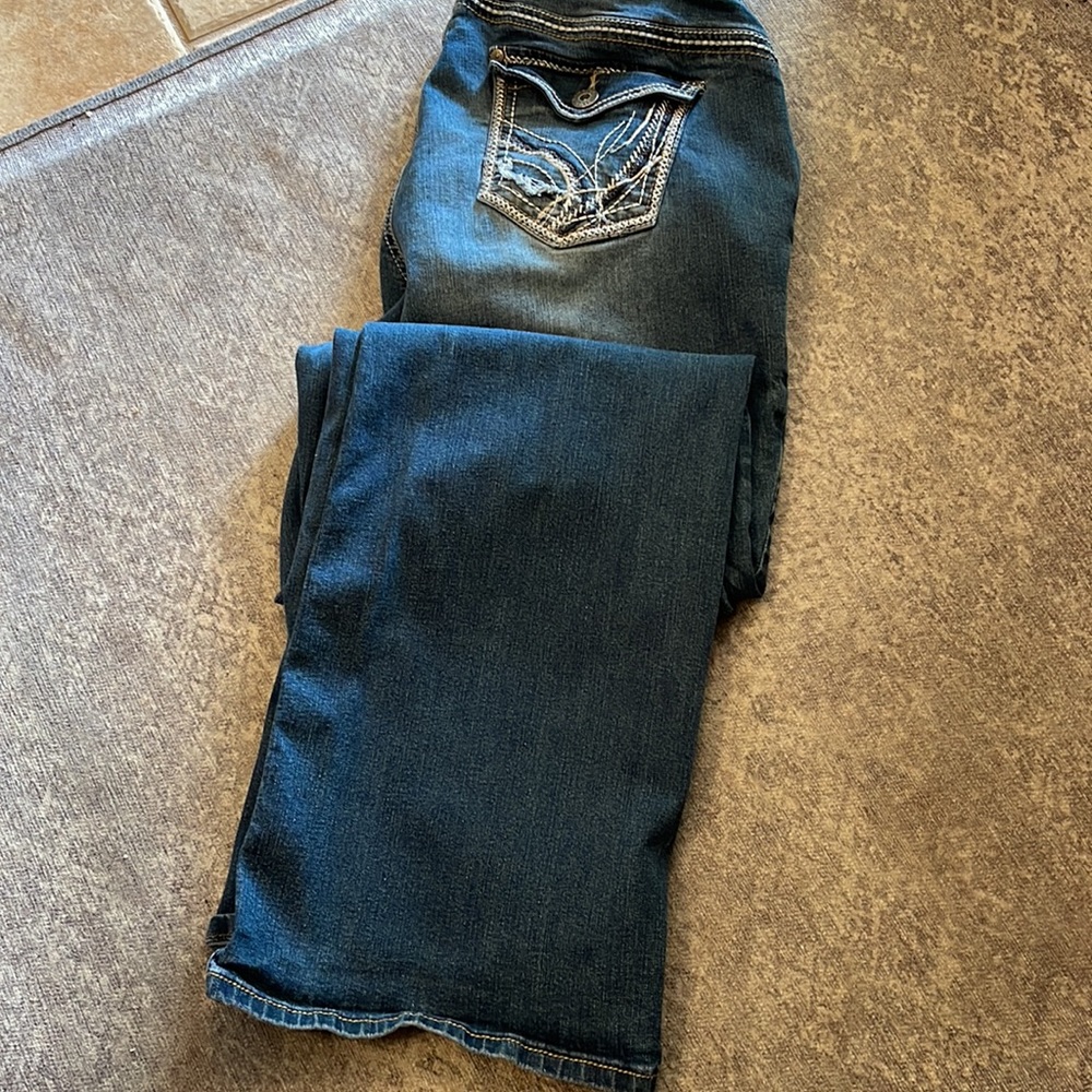 Plus size maternity jeans